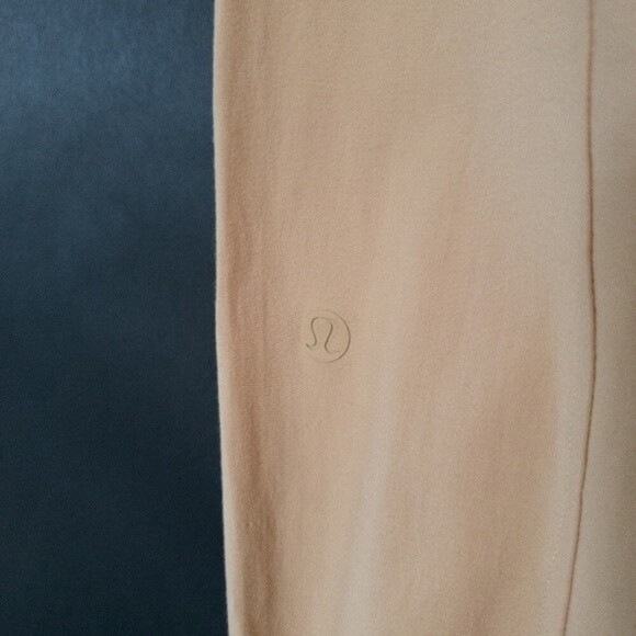 Lululemon Shift in Time Criss-Cross Back Elastic Waist Jumpsuit Beech Wood NWT - Picture 10 of 14